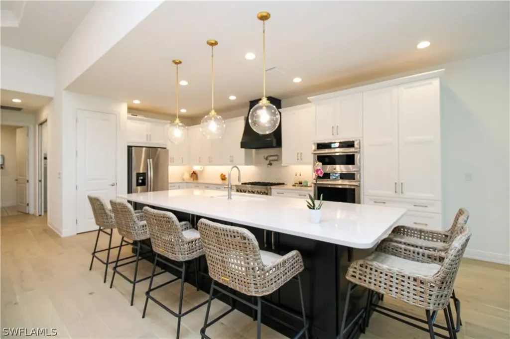 9241 Cayman Drive Naples FL 34114