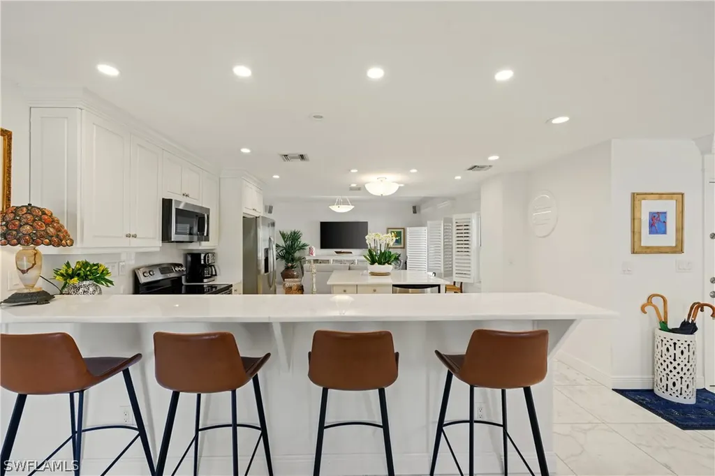 292 14th Avenue S Naples FL 34102