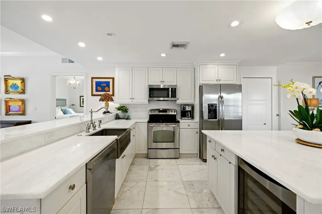 292 14th Avenue S Naples FL 34102