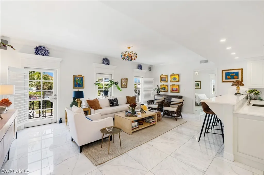292 14th Avenue S Naples FL 34102
