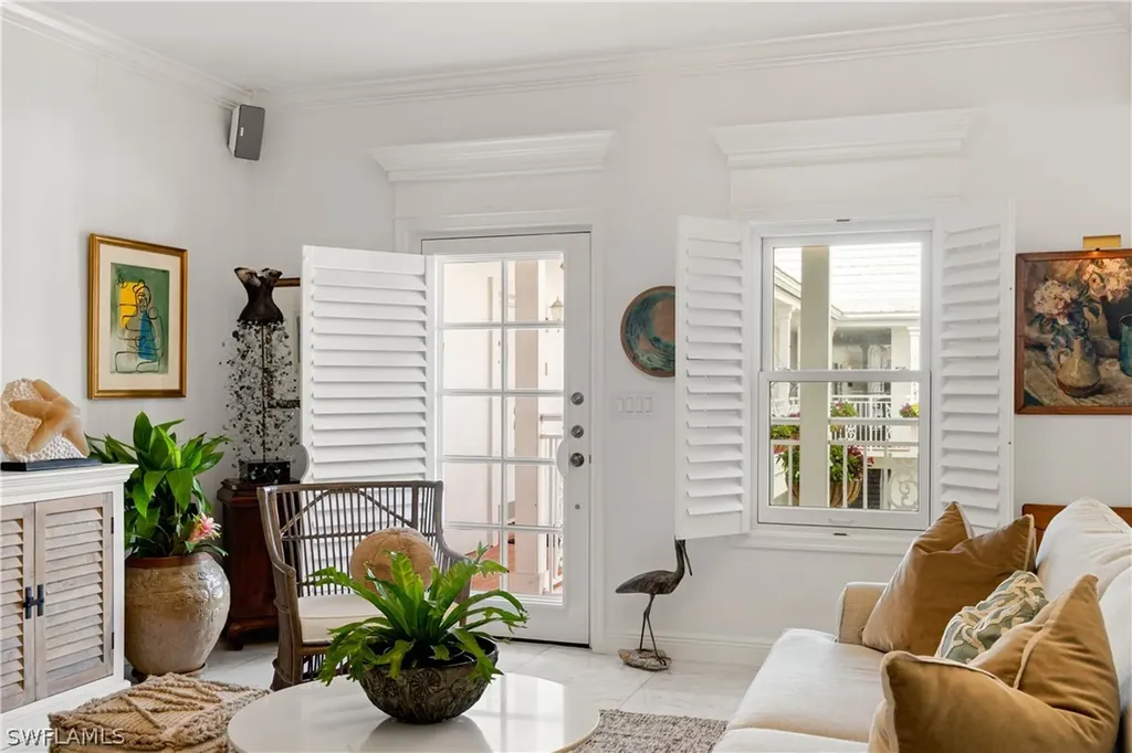 292 14th Avenue S Naples FL 34102