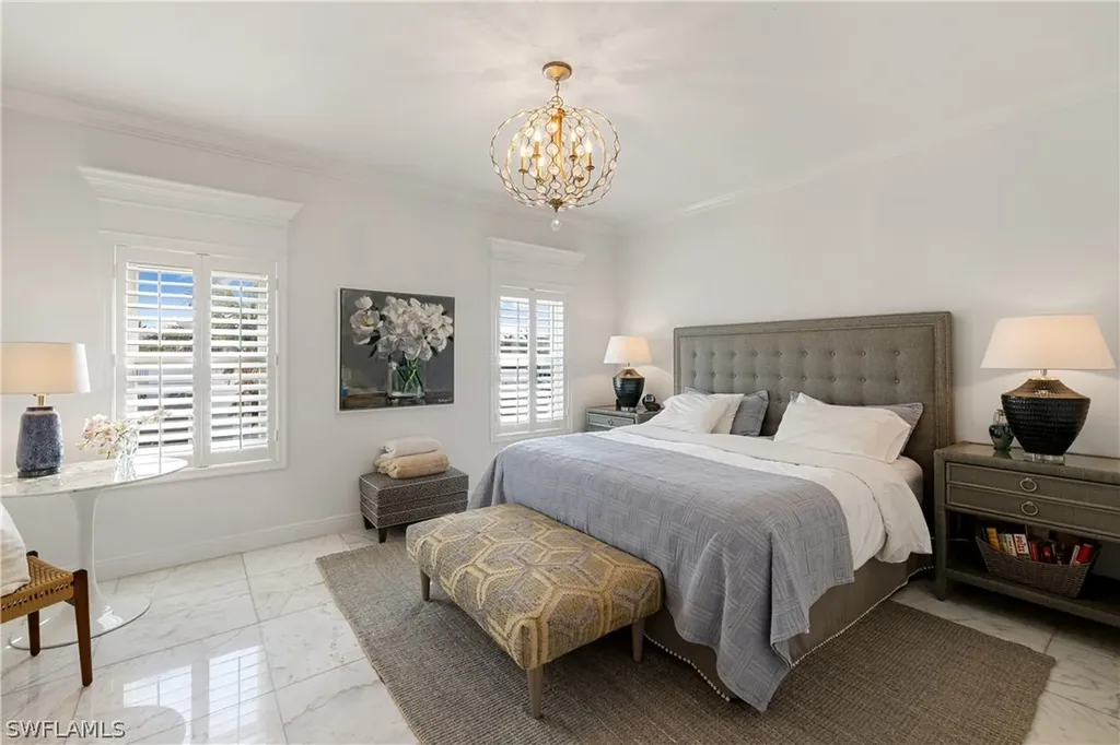 292 14th Avenue S Naples FL 34102