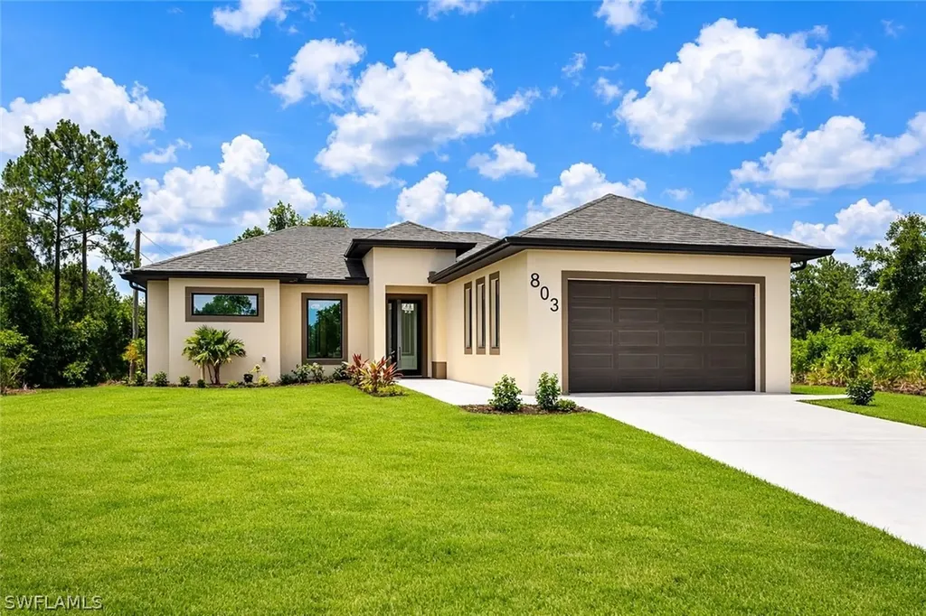 803 E 16th Street Lehigh Acres FL 33972