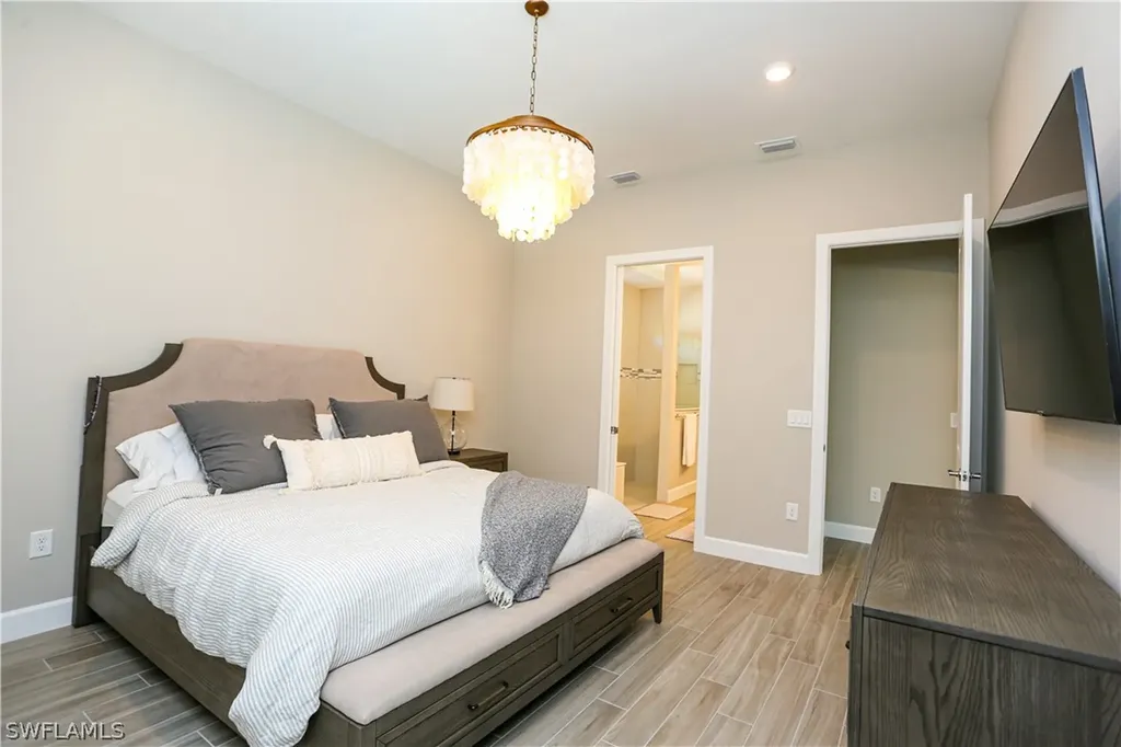 9716 Everglades Drive Naples FL 34120