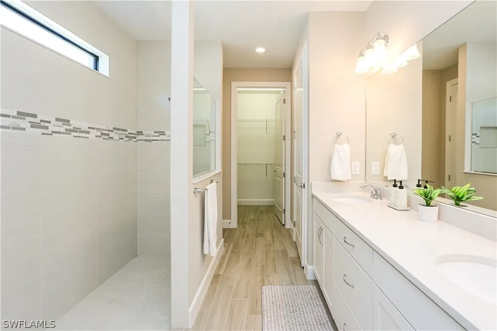 9716 Everglades Drive Naples FL 34120