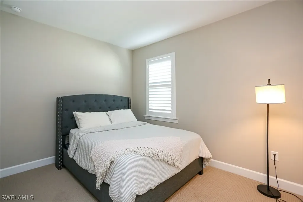 9716 Everglades Drive Naples FL 34120
