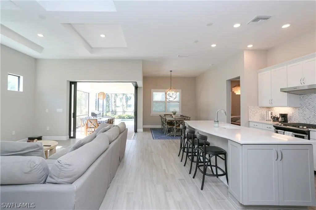 9716 Everglades Drive Naples FL 34120