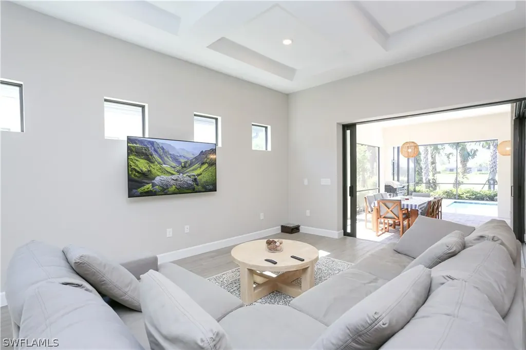 9716 Everglades Drive Naples FL 34120