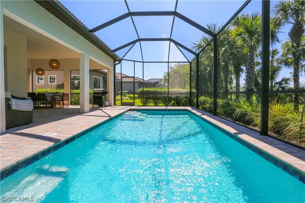 9716 Everglades Drive Naples FL 34120