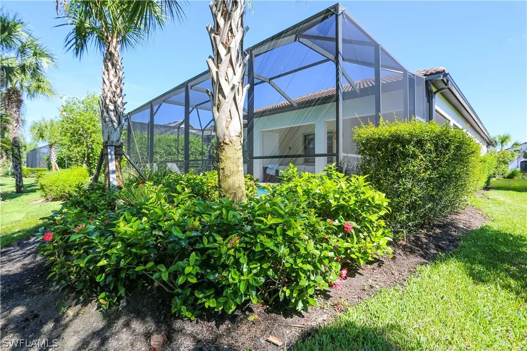 9716 Everglades Drive Naples FL 34120
