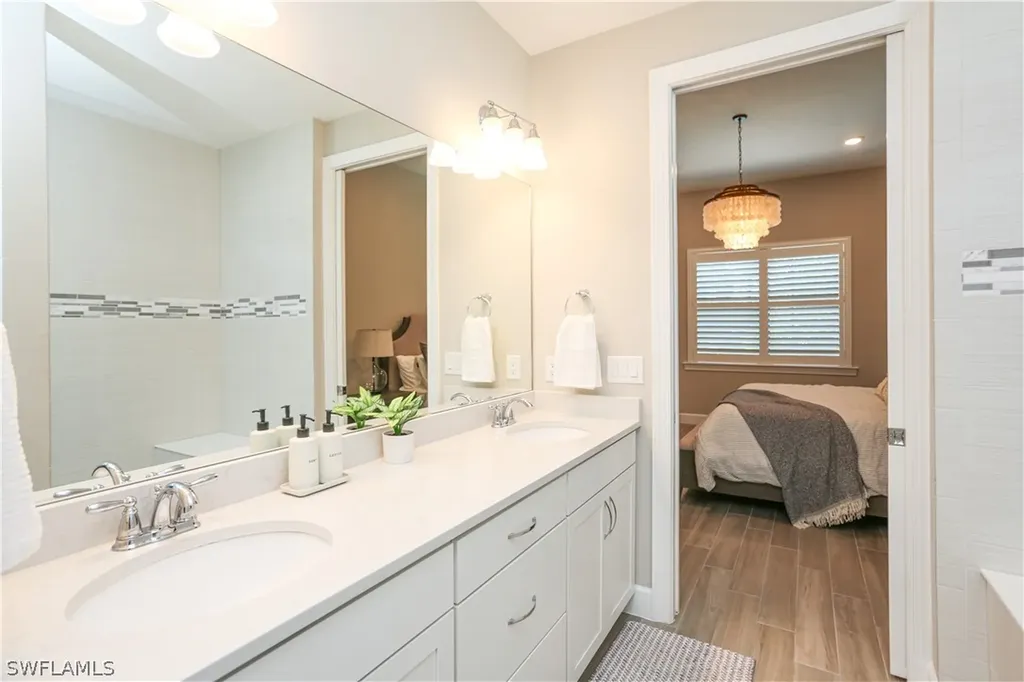 9716 Everglades Drive Naples FL 34120
