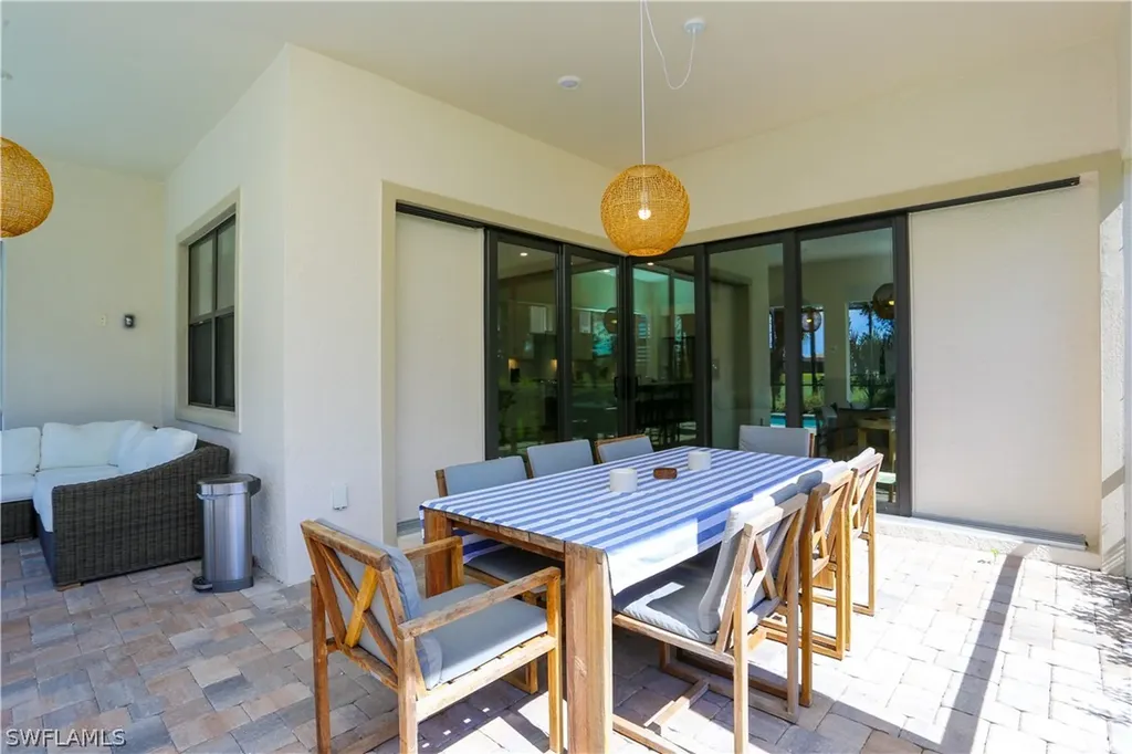9716 Everglades Drive Naples FL 34120