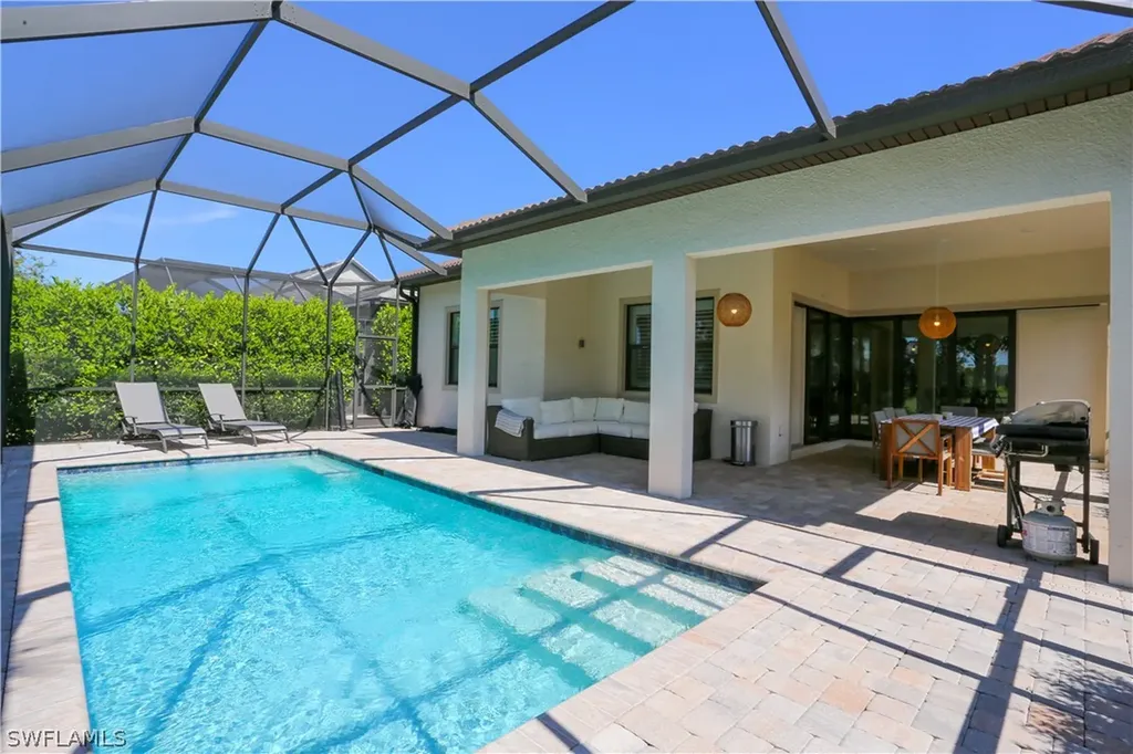 9716 Everglades Drive Naples FL 34120