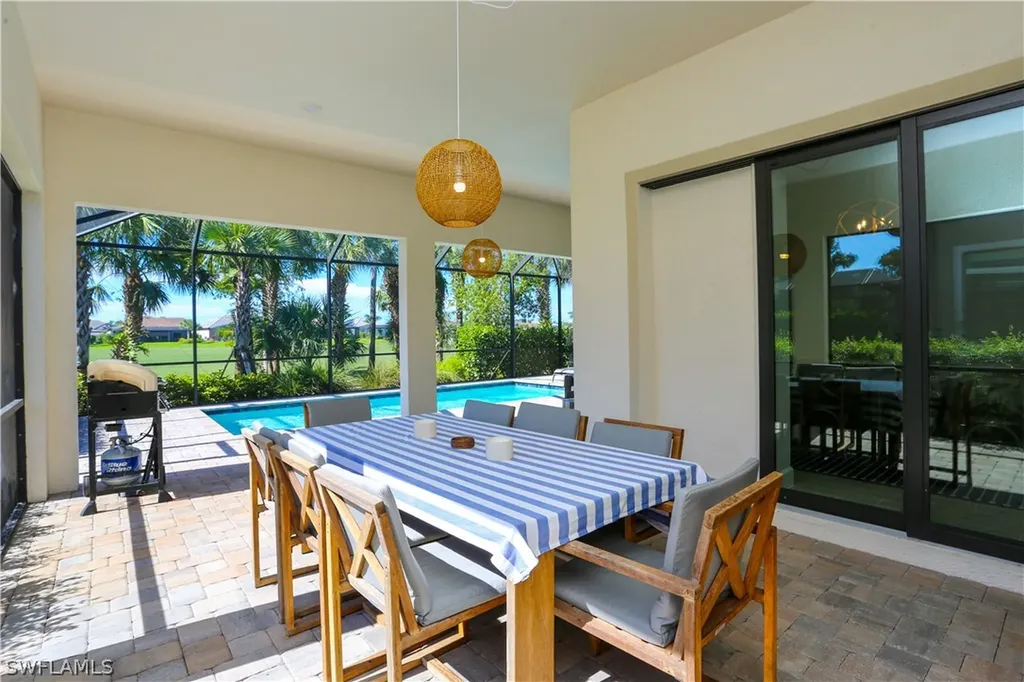 9716 Everglades Drive Naples FL 34120