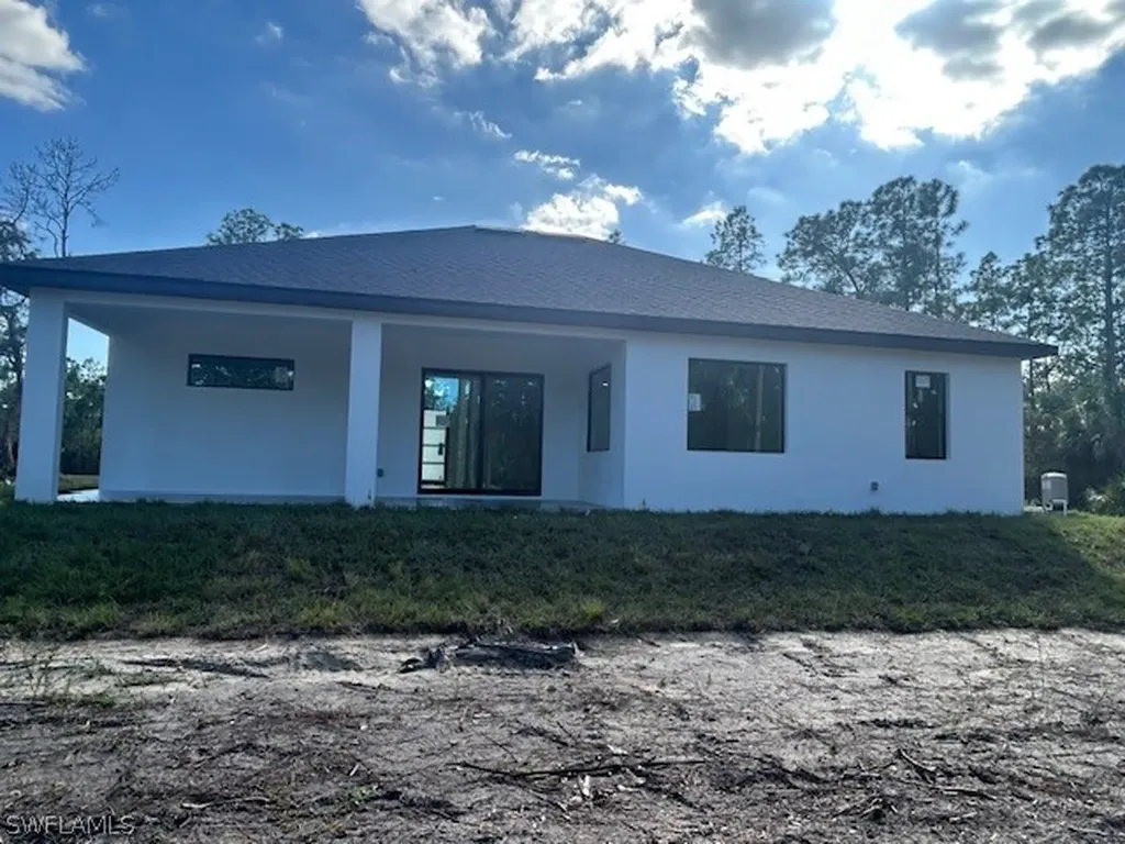 3307 12th Avenue NE Naples FL 34120