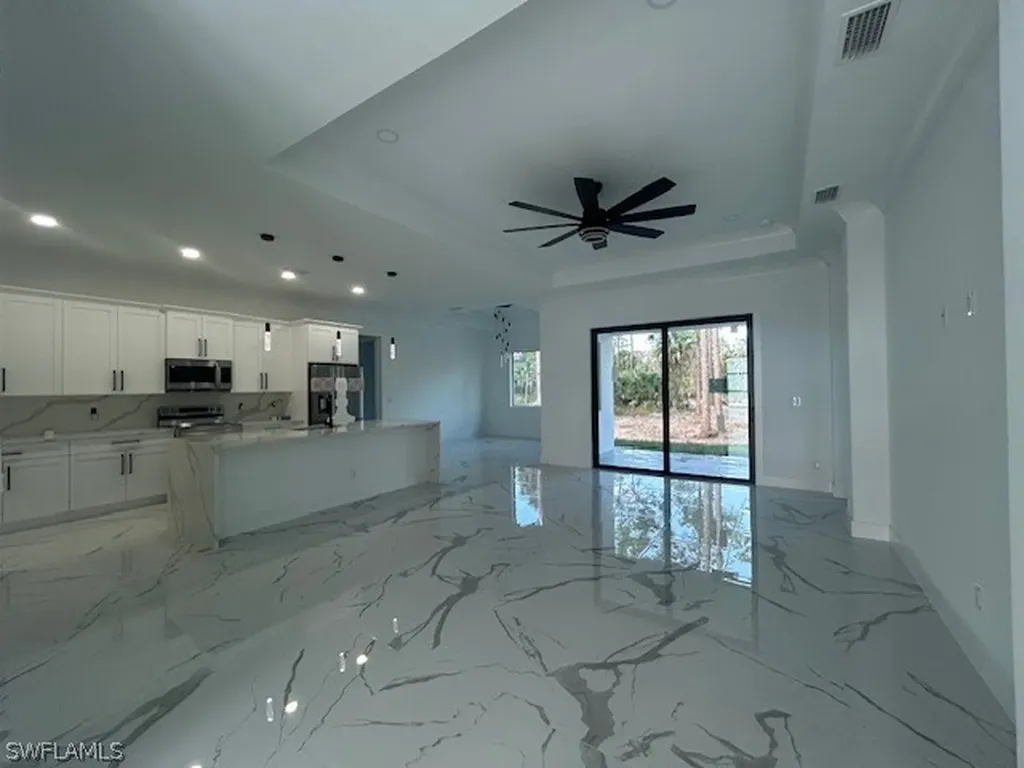 3307 12th Avenue NE Naples FL 34120