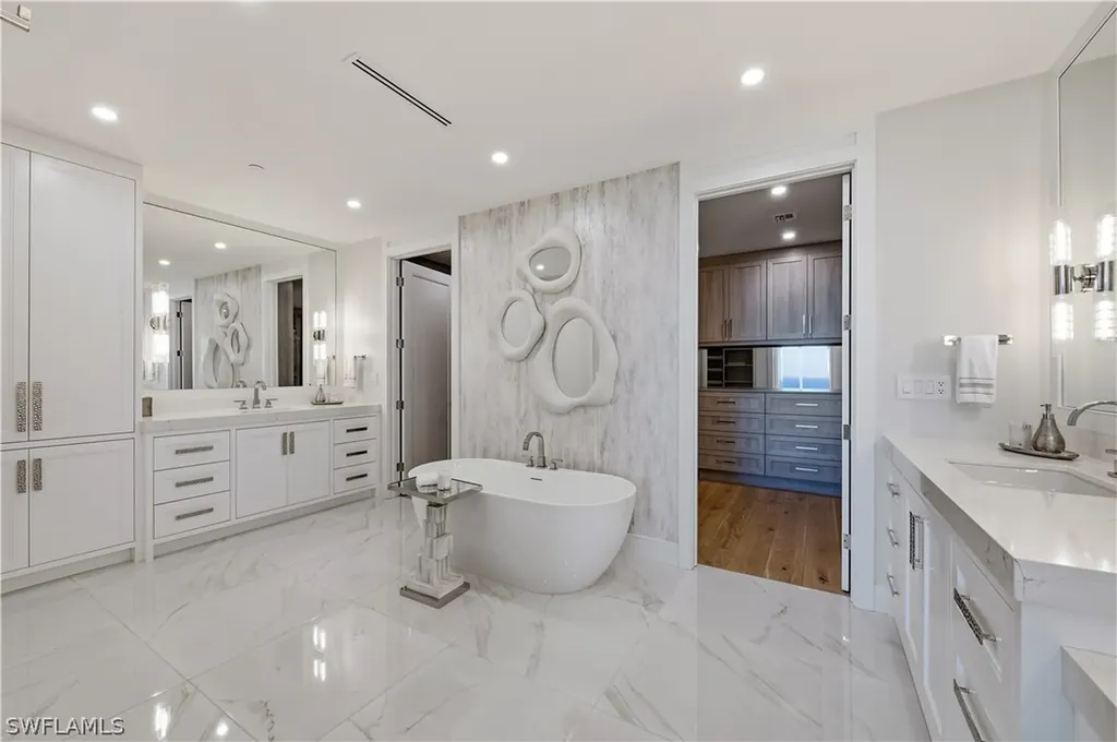 13945 Old Coast Road Naples FL 34110