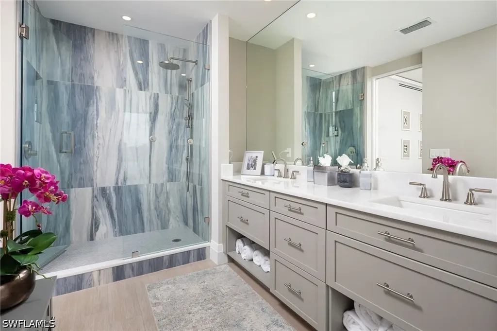 4000 Gulf Shore Boulevard N Naples FL 34103