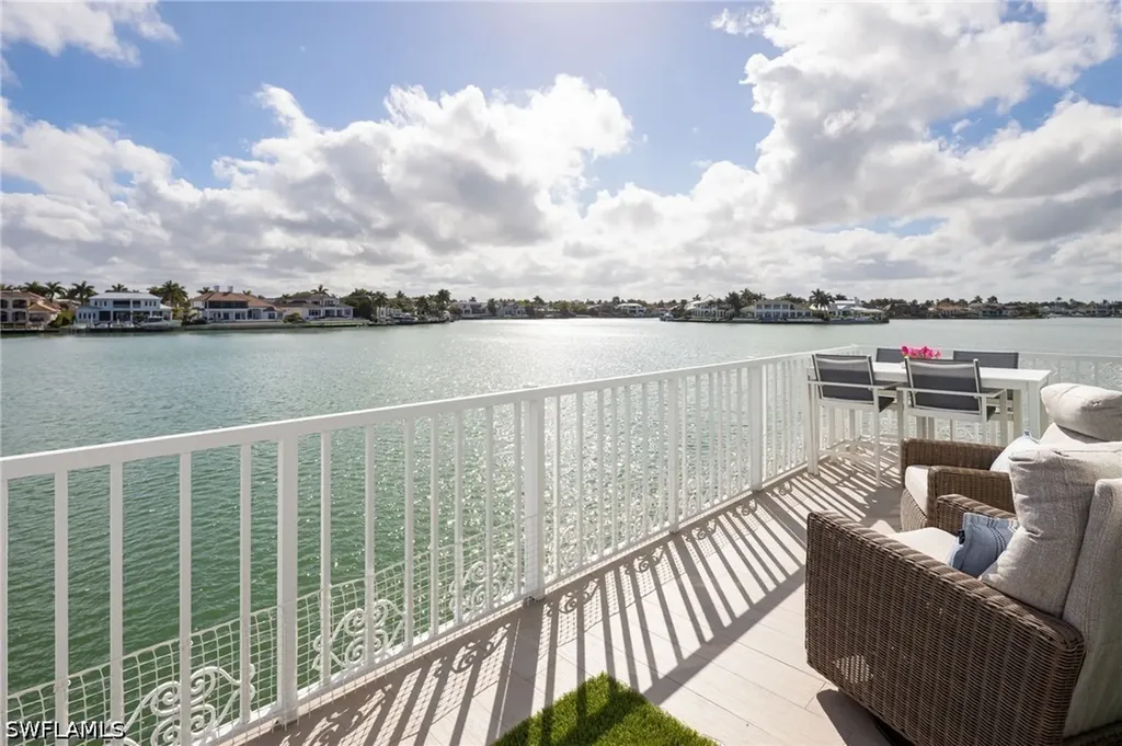 4000 Gulf Shore Boulevard N Naples FL 34103