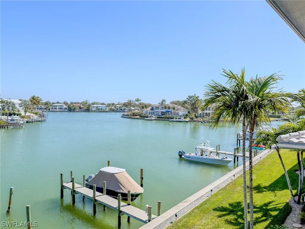 1910 Gulf Shore Boulevard N Naples FL 34102