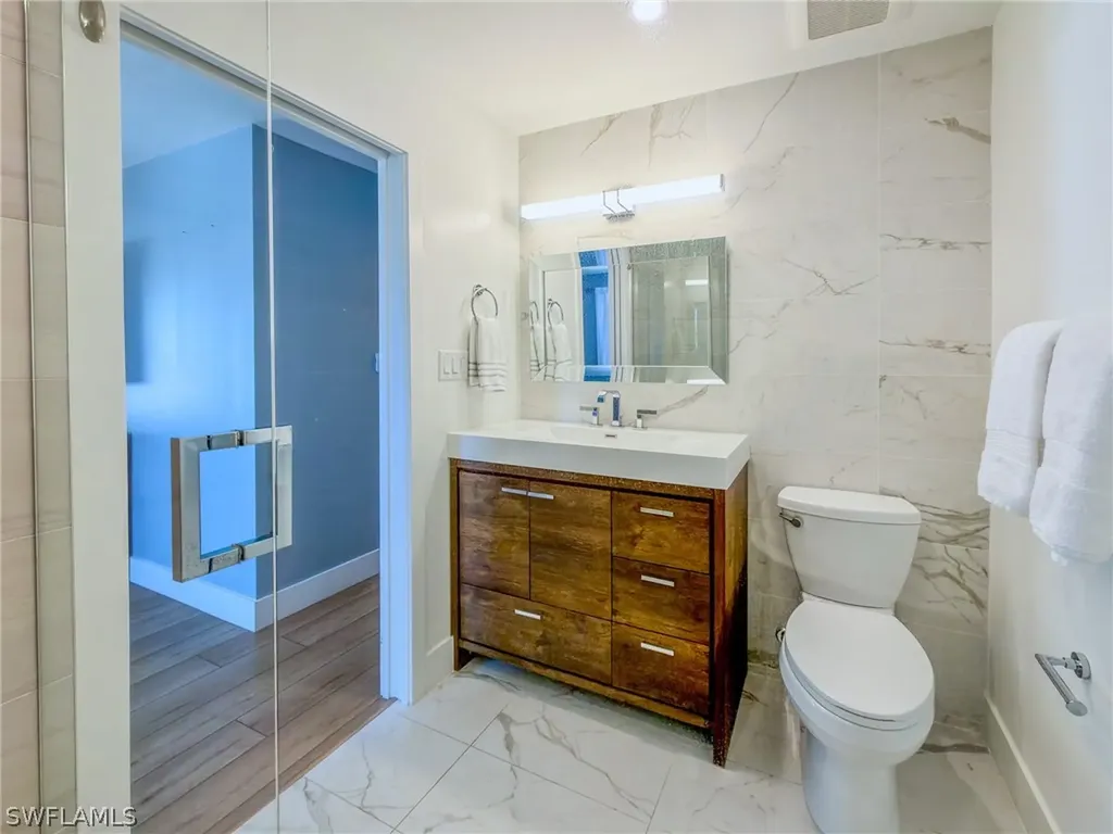1910 Gulf Shore Boulevard N Naples FL 34102