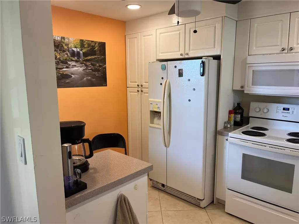 1085 Forest Lakes Drive Naples FL 34105