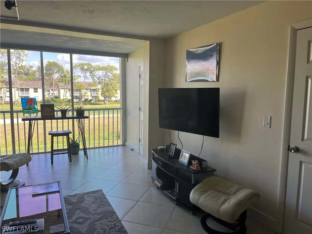 1085 Forest Lakes Drive Naples FL 34105