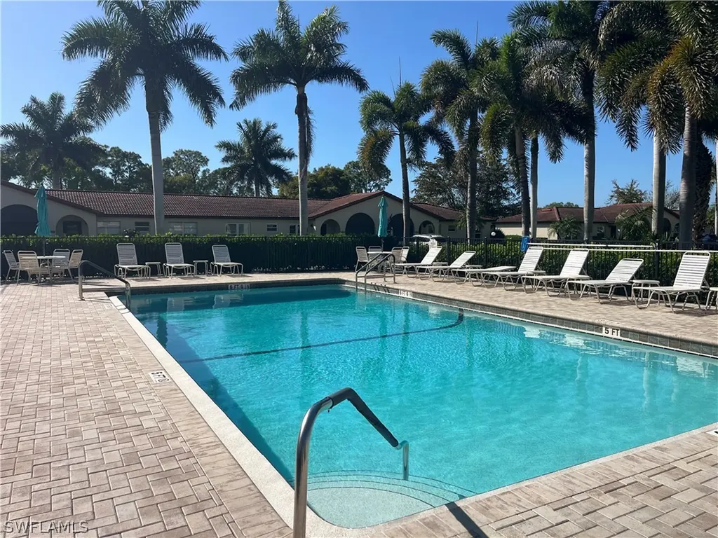 1085 Forest Lakes Drive Naples FL 34105