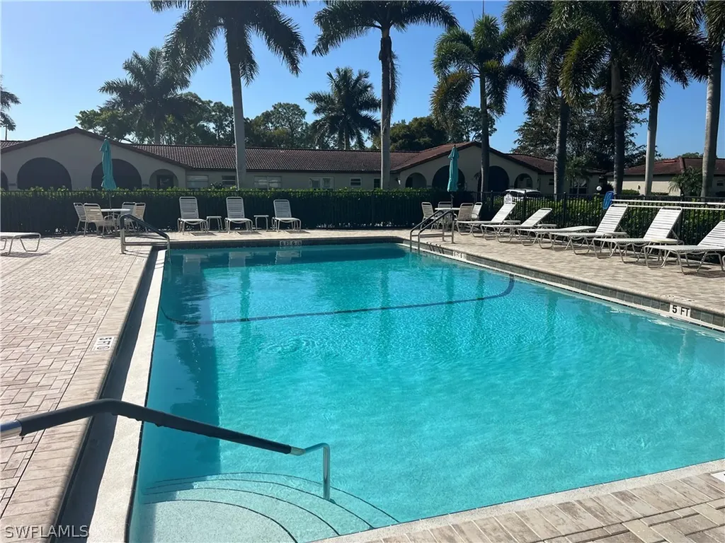 1085 Forest Lakes Drive Naples FL 34105