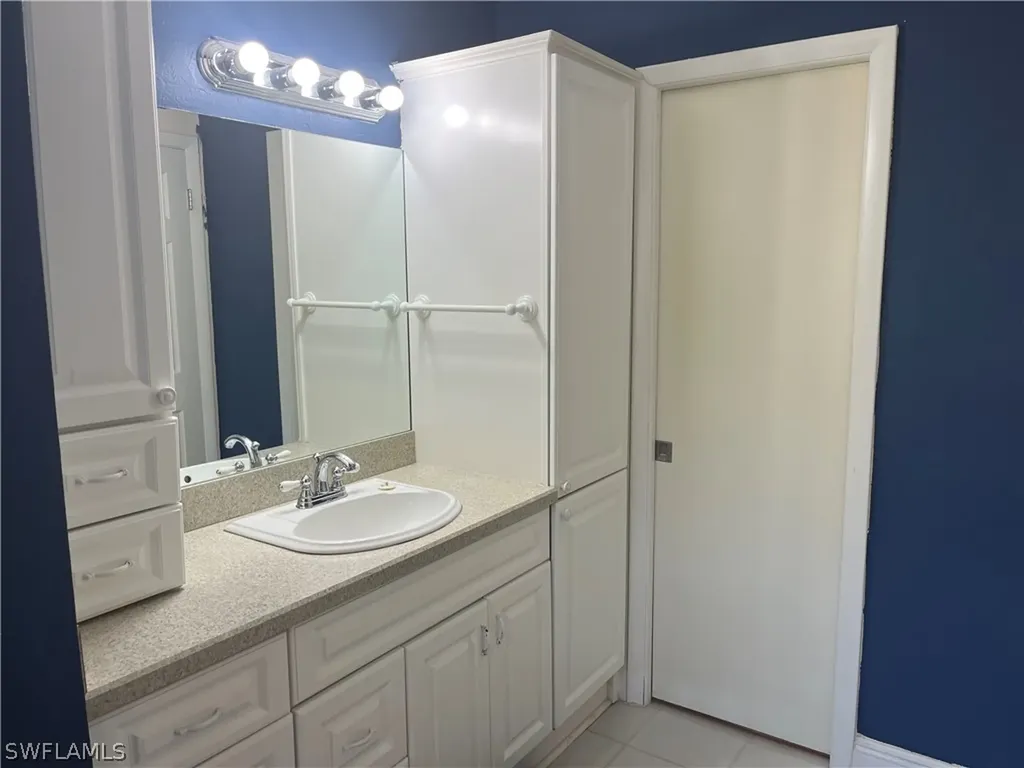 1085 Forest Lakes Drive Naples FL 34105