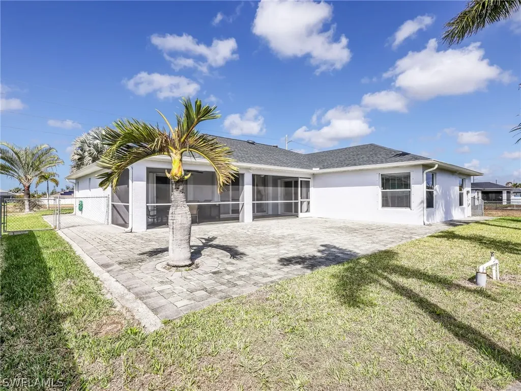 1021 El Dorado Boulevard N Cape Coral FL 33993