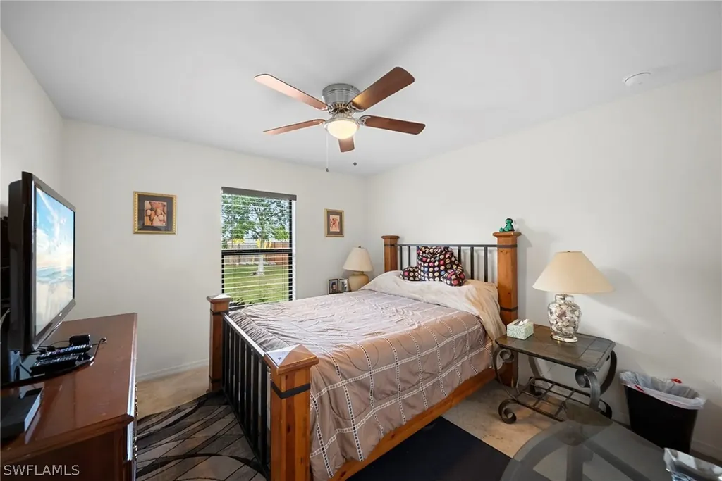 427 NW 3rd Street Cape Coral FL 33993