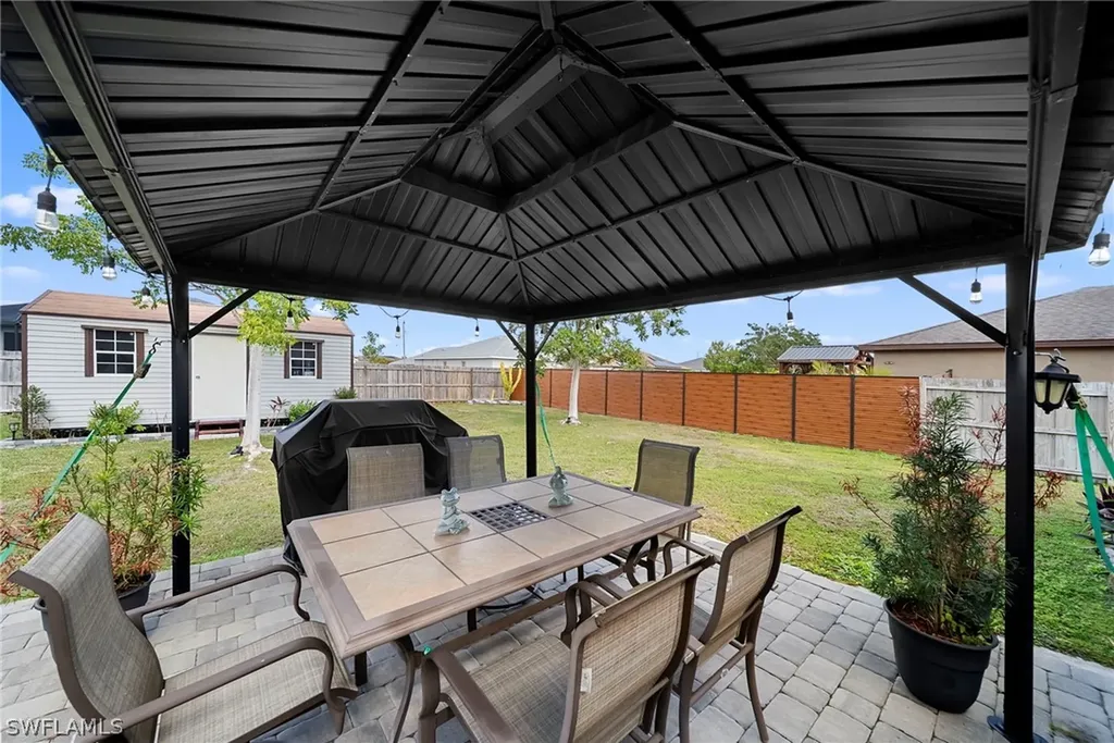 427 NW 3rd Street Cape Coral FL 33993