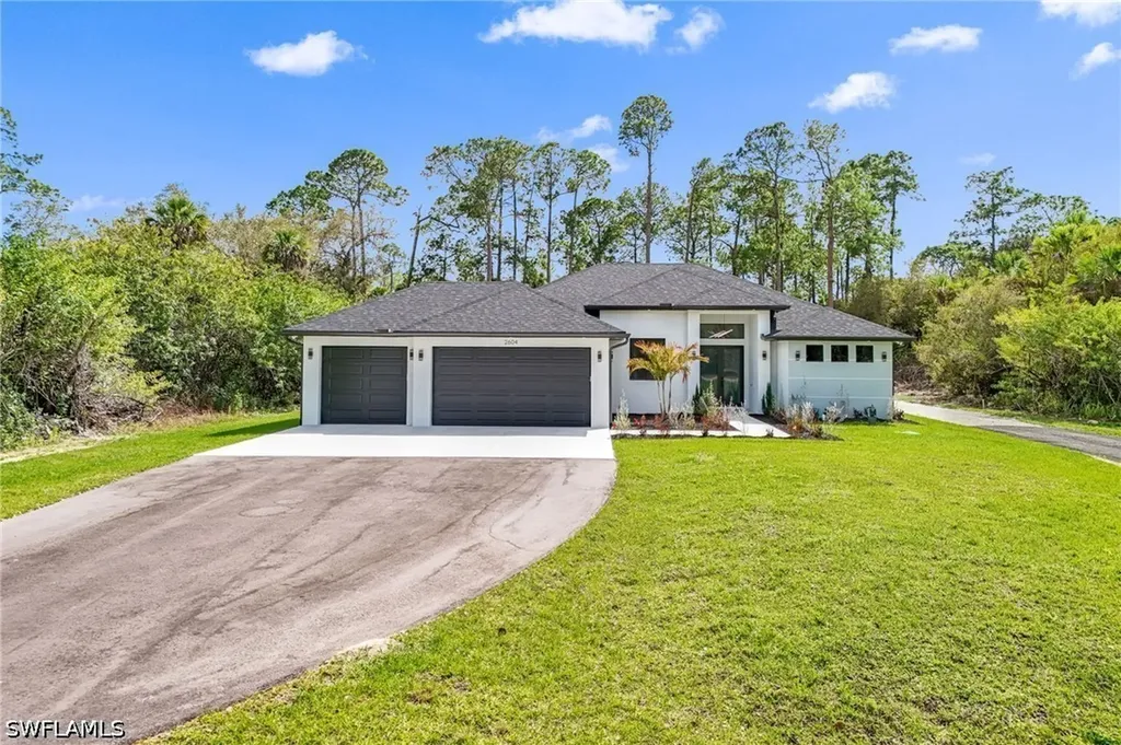 2604 20th Avenue NE Naples FL 34120