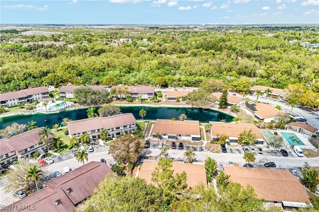 5322 Treetops Drive Naples FL 34113