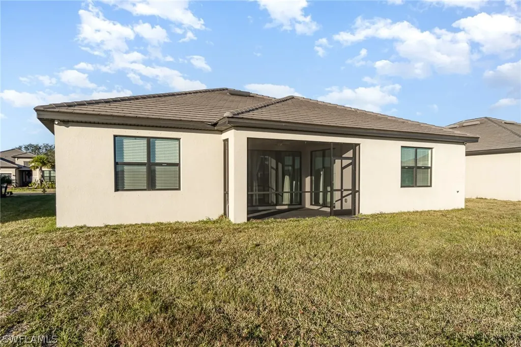 11127 Canopy Loop Fort Myers FL 33913