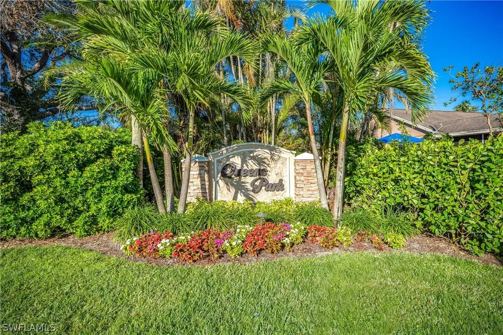 4261 Shetland Court Naples FL 34112