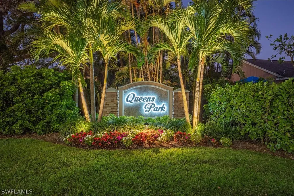 4261 Shetland Court Naples FL 34112