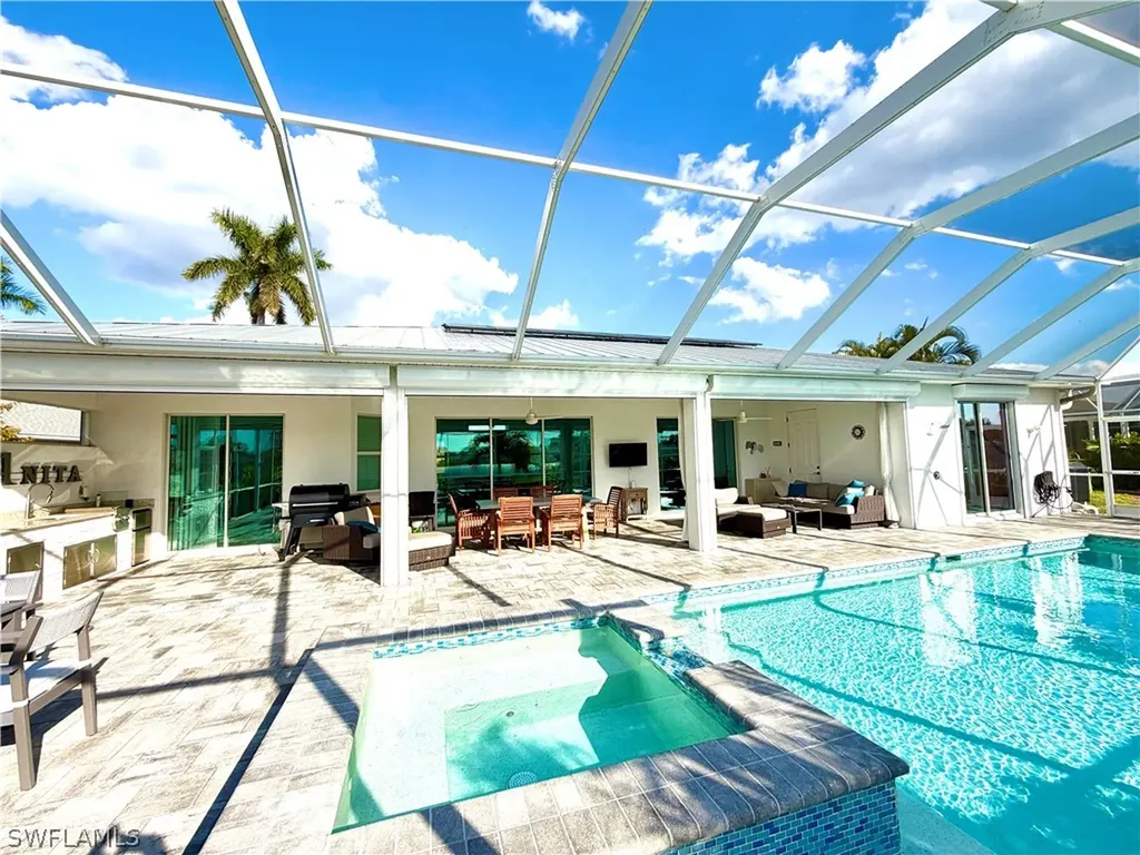 2918 SE 10th Place Cape Coral FL 33904
