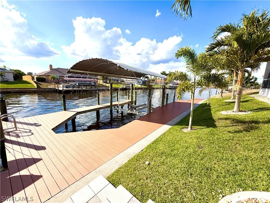 2918 SE 10th Place Cape Coral FL 33904