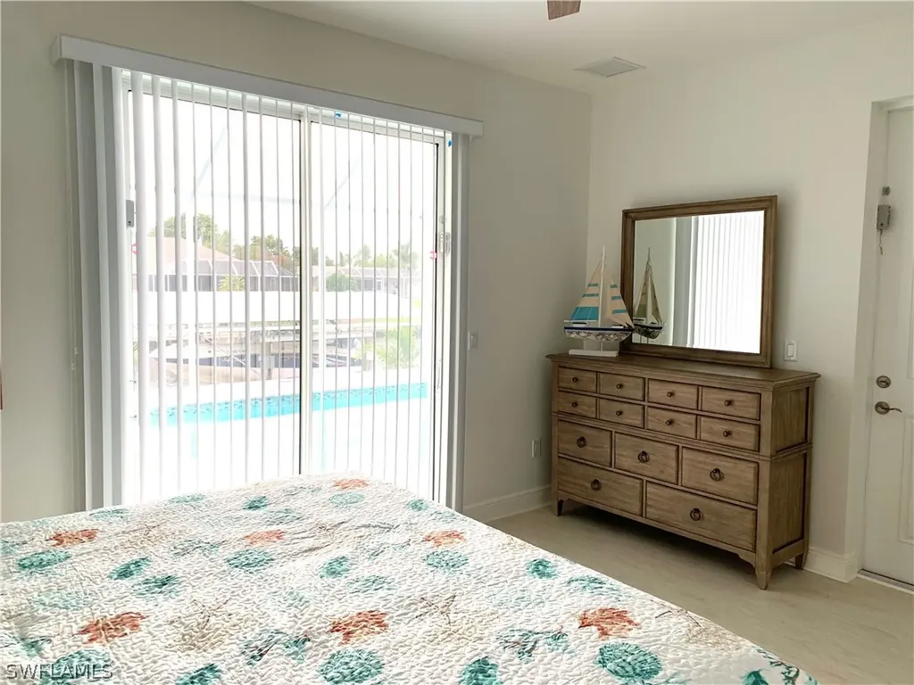 2918 SE 10th Place Cape Coral FL 33904