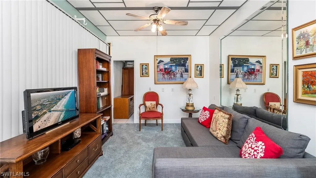 186 Panther Pass Circle Naples FL 34114