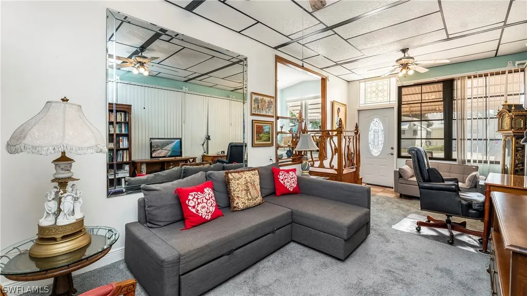 186 Panther Pass Circle Naples FL 34114