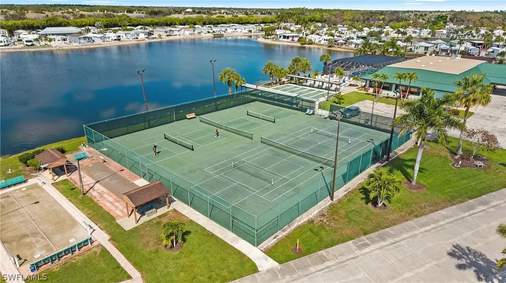 186 Panther Pass Circle Naples FL 34114