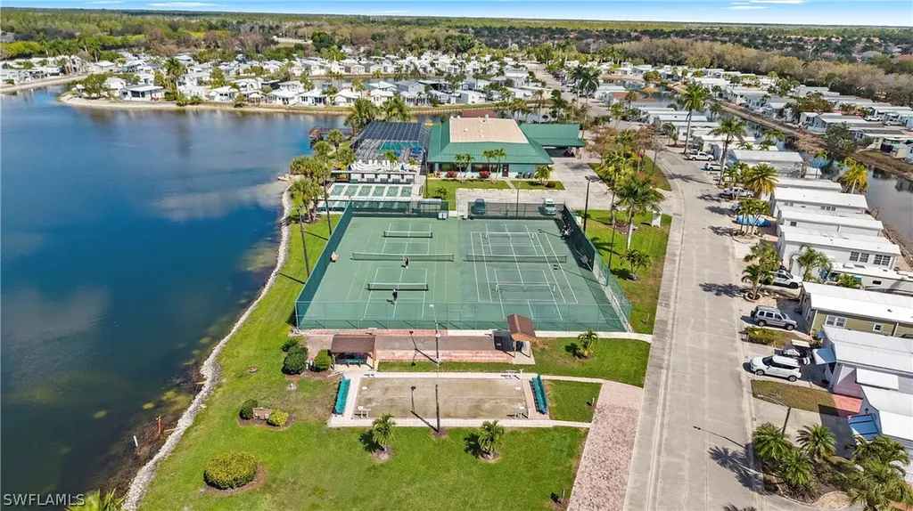 186 Panther Pass Circle Naples FL 34114