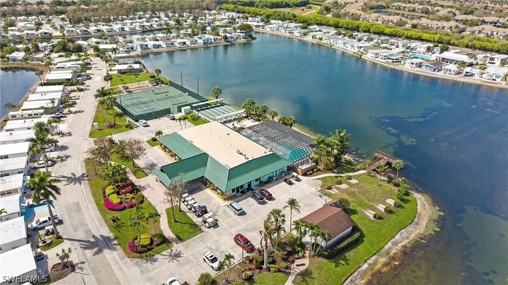 186 Panther Pass Circle Naples FL 34114