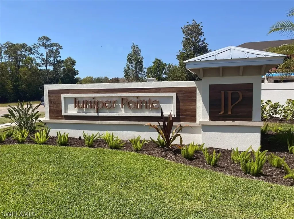 3017 Juniper Way Naples FL 34112