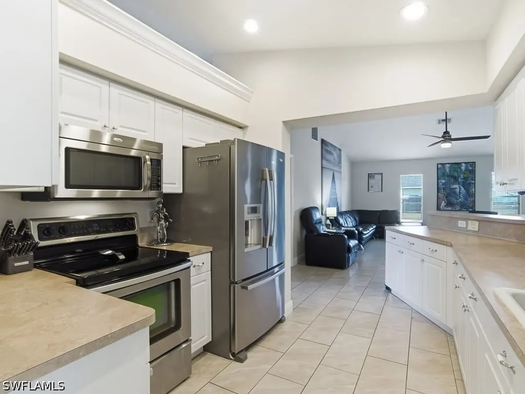 32 NE 9th Avenue Cape Coral FL 33909