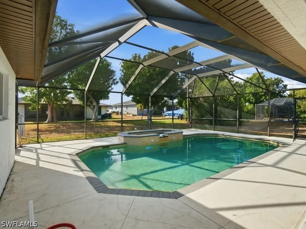 32 NE 9th Avenue Cape Coral FL 33909
