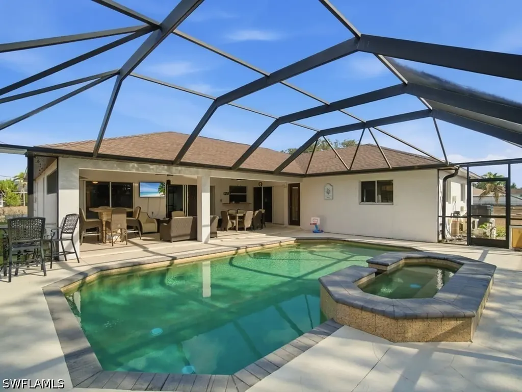 32 NE 9th Avenue Cape Coral FL 33909